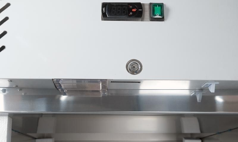 Холодильна шафа GoodFood GN1200TN-HC 4737-30 фото